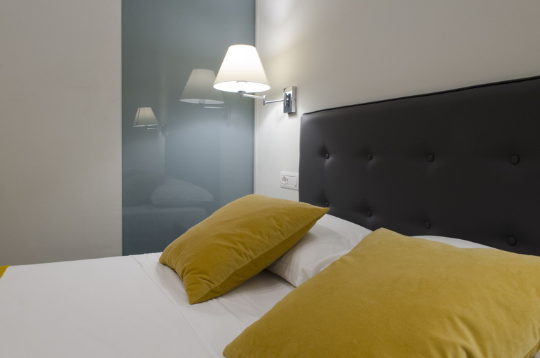 Bedroom 4, Napoli Svelata, Napoli