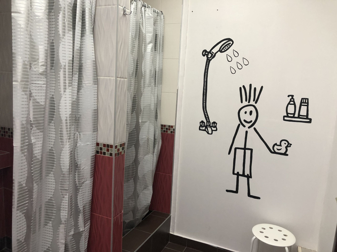 Others 5, L-hotel, Northern