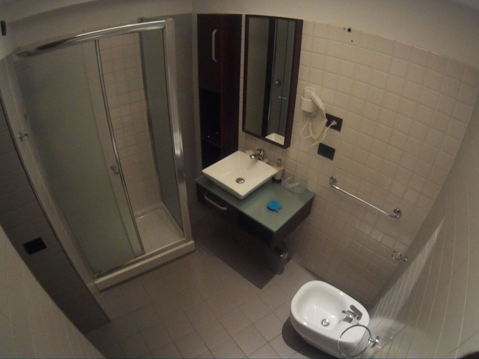 Bathroom 4, Dolce Vita Rooms & Breakfast, Napoli