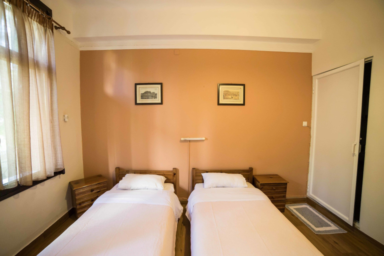 Bedroom 4, Tempi Hotel, Attica