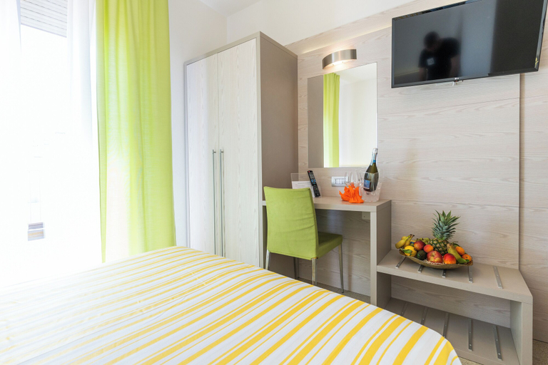 Bedroom 3, Hotel Touring, Venezia