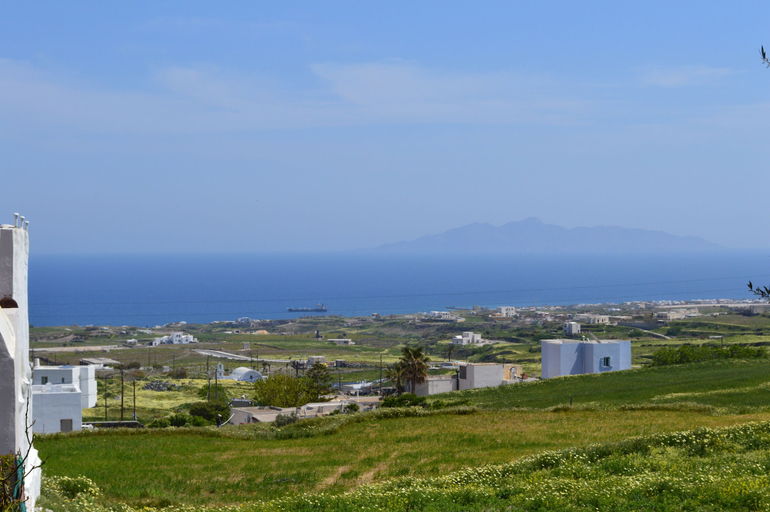 Exterior & Views 2, Plastiras Rooms, South Aegean