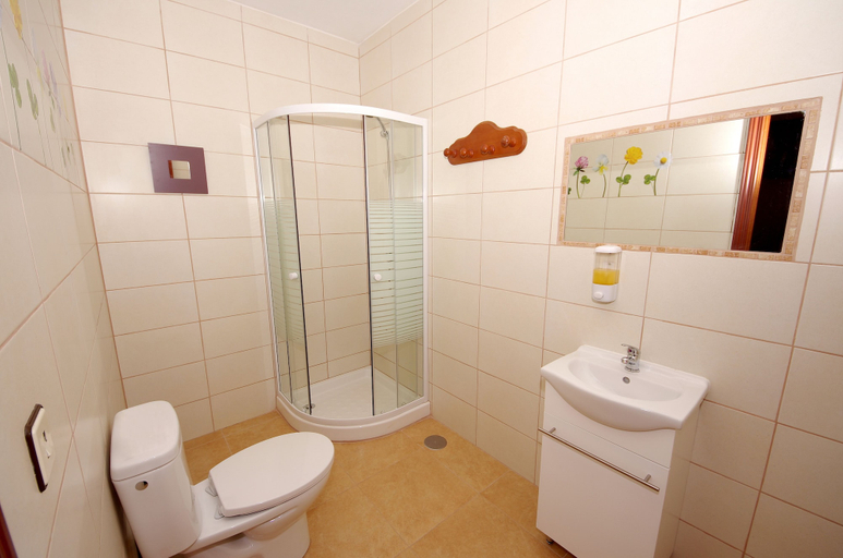 Bathroom 4, Hostal Azahara, Málaga