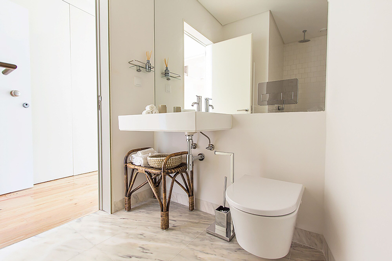 Bathroom 4, Luxury T.M. Flat with a View, Lisbon