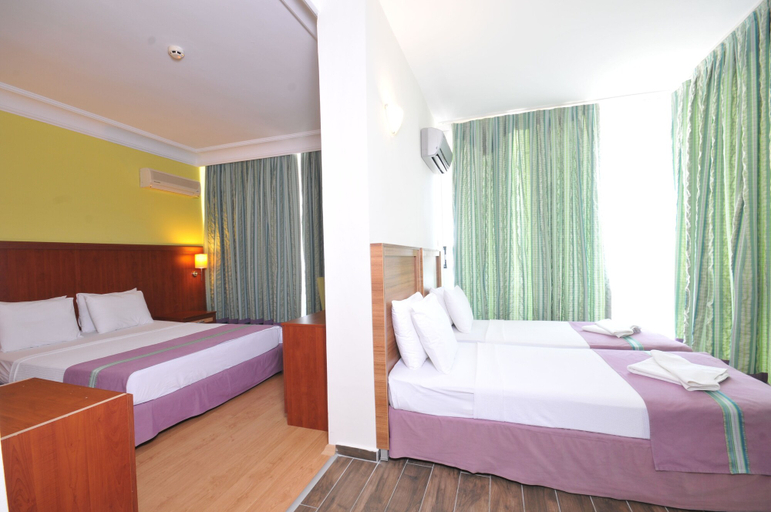 Bedroom 4, Sun Bay Park Hotel, Marmaris