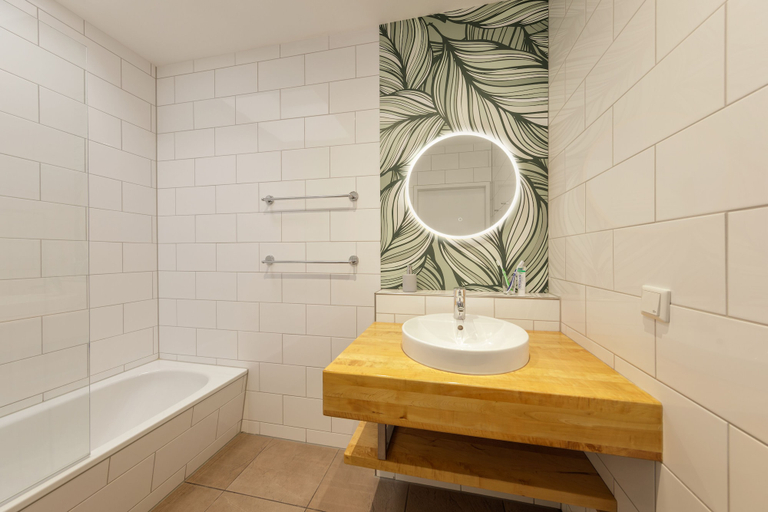Bathroom 4, Center Parcs Bispinger Heide, Heidekreis