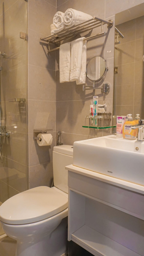 Bathroom 8