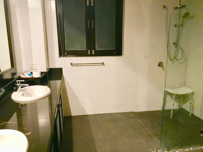 Bathroom, 3 Bedroom Villa Beach Front Resort TG21, Ko Samui