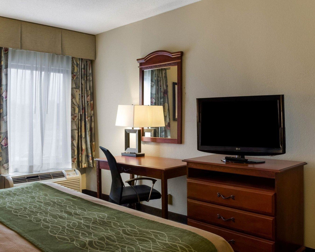 Bedroom 3, Quality Inn, Bolivar