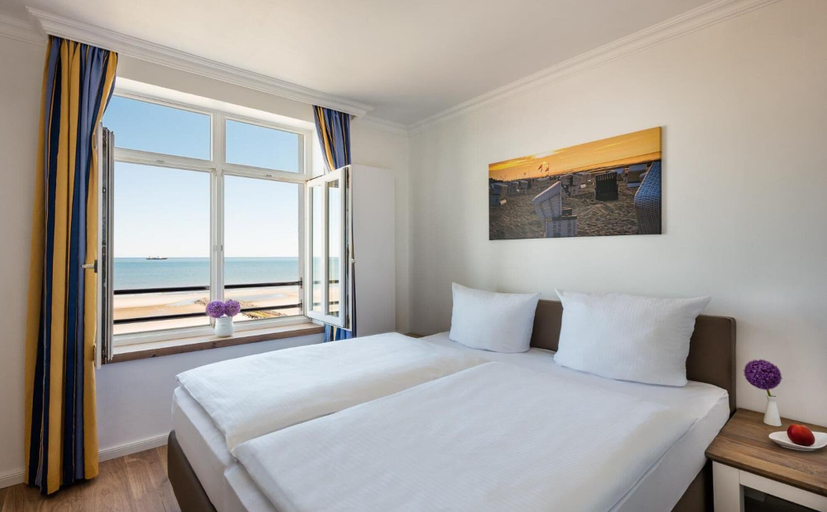 Bedroom 4, Strandhotel Gerken, Friesland