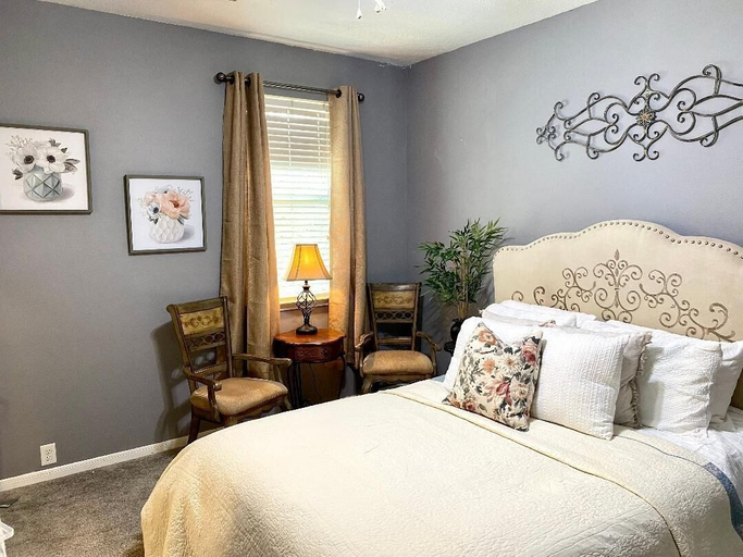 Bedroom 2, Wiley House Bed and Breakfast, Houston