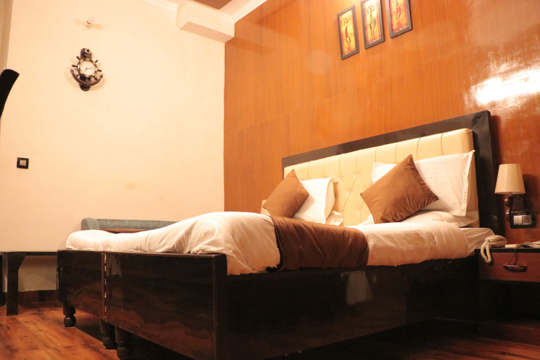 Bedroom 5, Hotel Rajat Residency, Bijnor