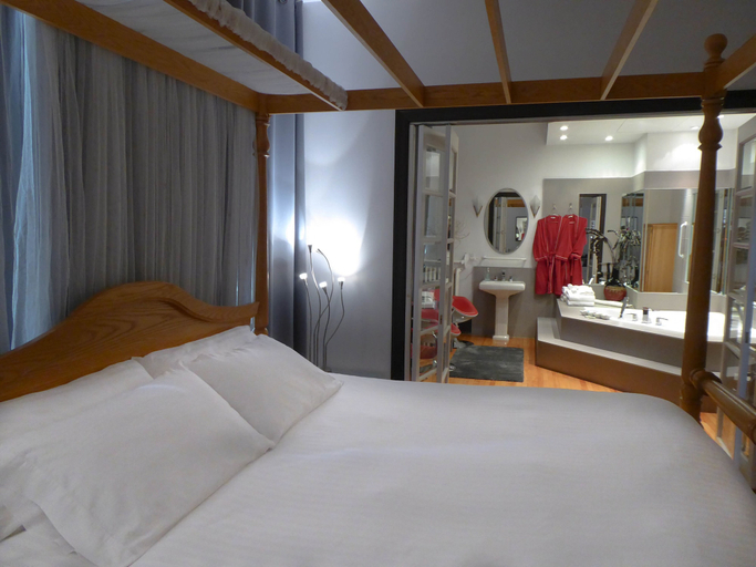Bedroom 3, Swiss Hotel, Ottawa