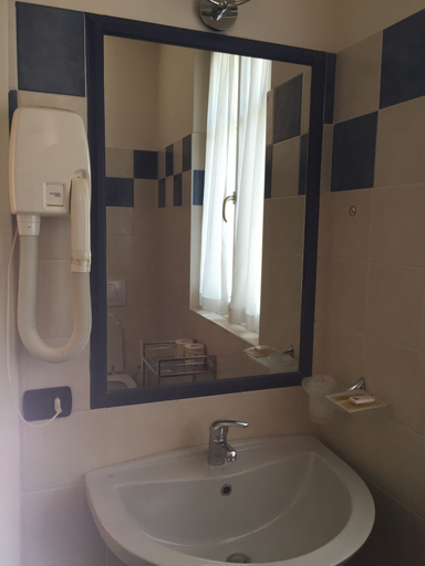 Bathroom 4, Hotel Lario, Como