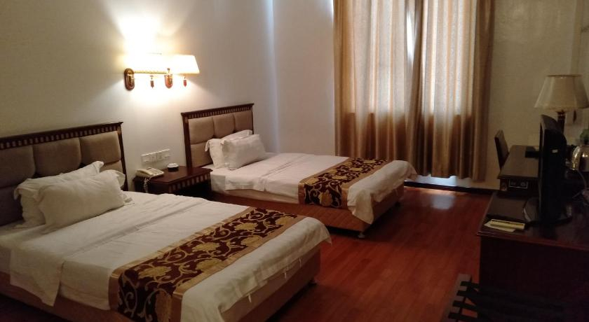 Bedroom 2, Excelsior Resort, Dili Barat