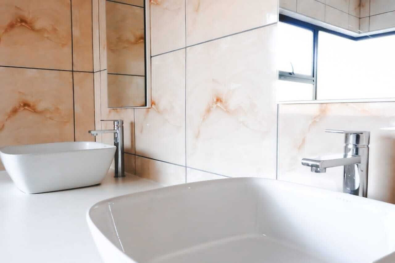 Bathroom, L. A. P Guesthouse, Windhoek East