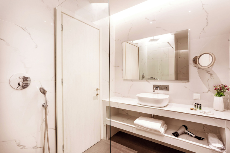 Bathroom 5, DAYS City Suites Athens, Attica
