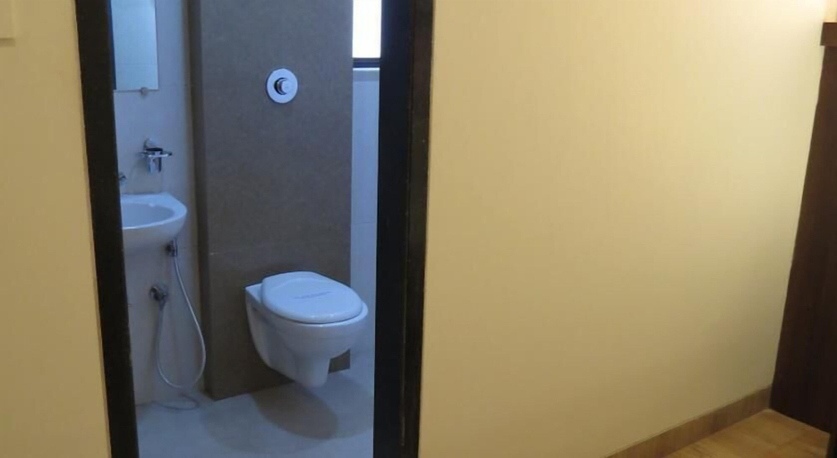 Bathroom, Krishna Avatar Stay Inn, Thane