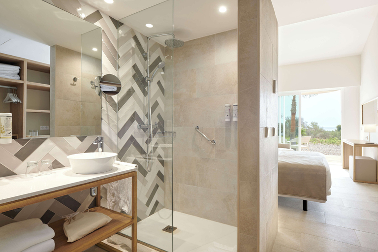 Bathroom 5, Iberostar Waves Cala Domingos -All Inclusive, Baleares