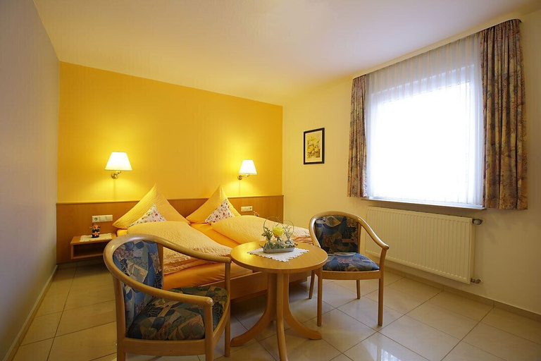 Bedroom 2, Hotel-Restaurant Gasthof Adler, Breisgau-Hochschwarzwald