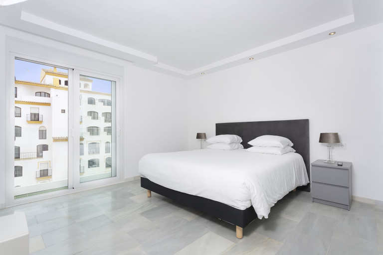 Bedroom 3, B51 Executive Flats Marbella Puerto Banus, Málaga