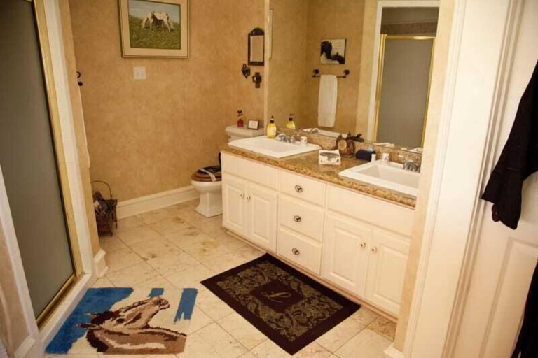 Bathroom 3, Lillian Farms Bed & Breakfast, Washington