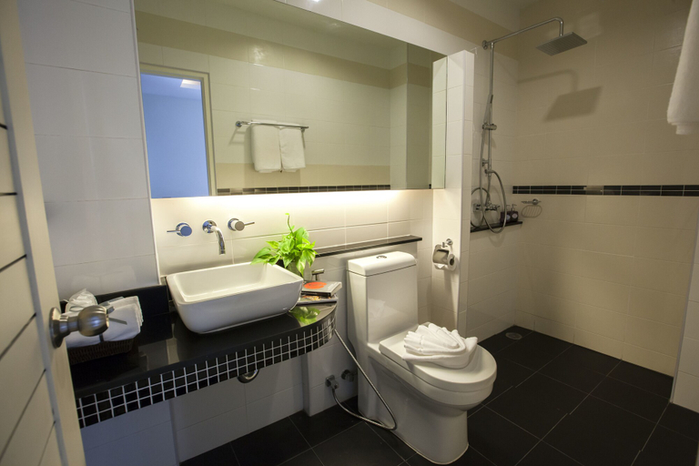 Bathroom 4, The Elysium Residence, Phuket Island