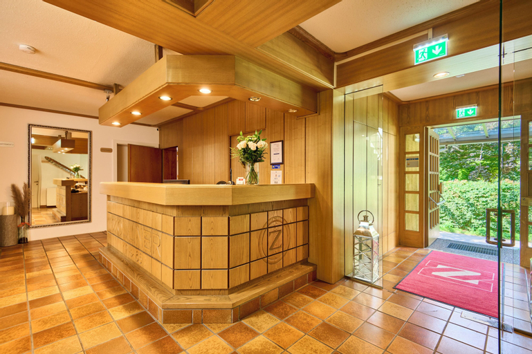 Public Area 3, Ferienwohnungen - Appartements Pension Zollner, Villach