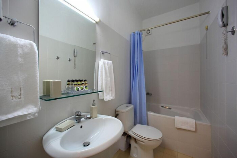 Bathroom 5, Dioscouri Hotel, Peloponnese
