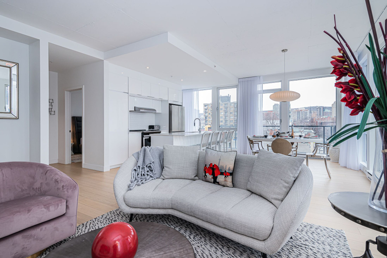 Others 4, Le Se7t Penthouses, Montréal
