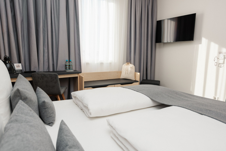 Bedroom 2, Coffee Fellows Hotel München-Freiham, München