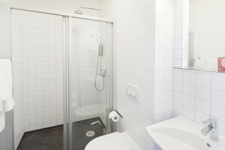 Bathroom 4, Fosshotel Eastfjords, Búðahreppur