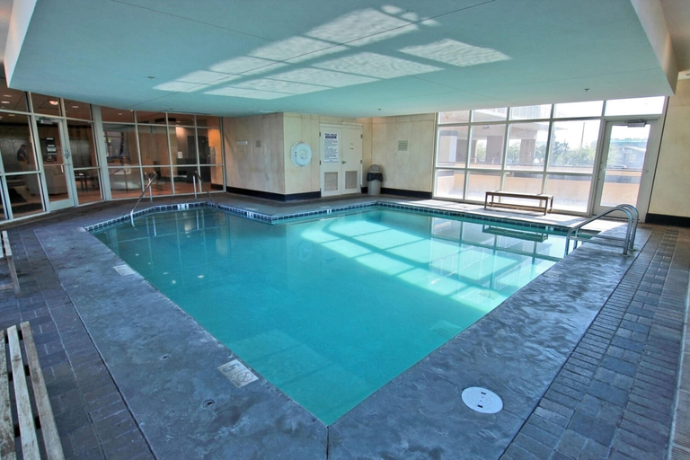 Sport & Beauty 5, Crystal Tower 1702, Baldwin