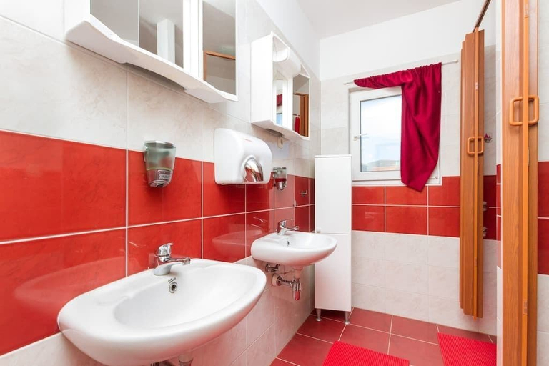 Bathroom 3, Hostel Oktarin, Kaštela