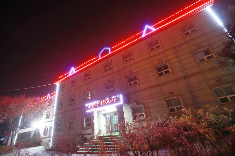 Exterior & Views 4, Paju Phillips, Paju