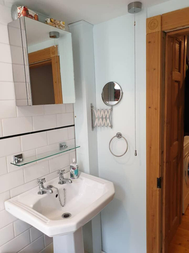 Bathroom 3, Cosy Flat With Garden View, Edinburgh