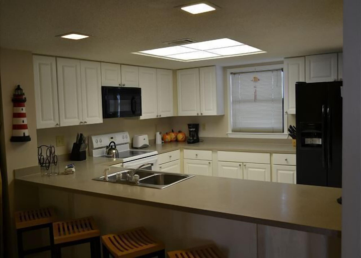 Others 5, Sunswept Condominiums, Baldwin