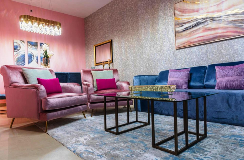 Living room 4, Pelican Stay - Full Marina and Pool View, Dubai