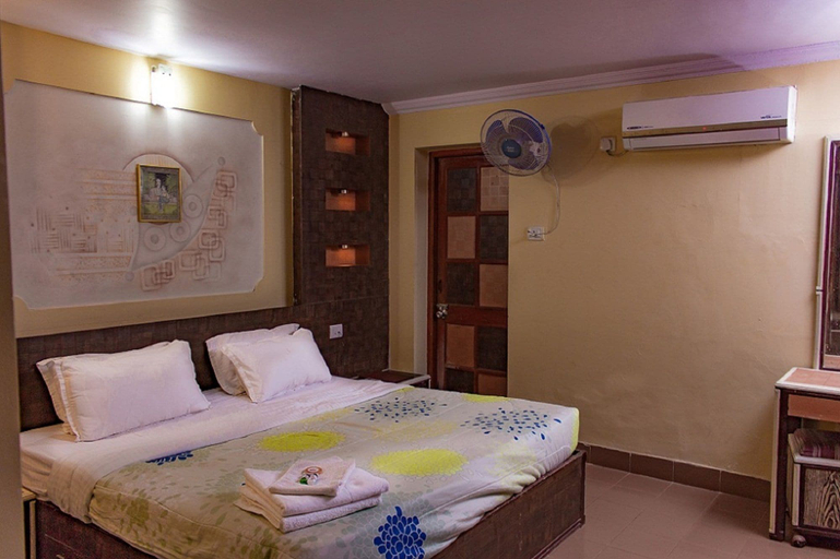 Bedroom 3, The Byke Heritage Adventure Park & Resort, Matheran, Raigarh