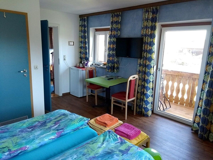 Bedroom 2, Landhaus Grassmann, Berchtesgadener Land