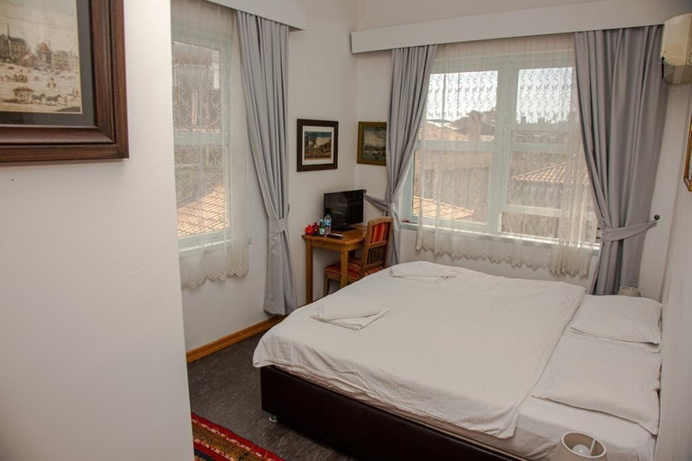 Bedroom 2, Villa Tulipan, Antalya