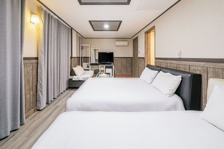 Bedroom 3, Hotel B, Jeju