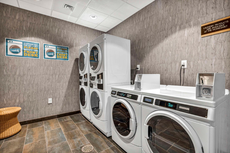 Bathroom, Home2 Suites by Hilton Raleigh West Lenovo Center, Wake