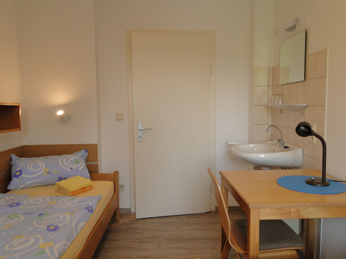 Bedroom 3, Gästehaus St. Josef, Mayen-Koblenz