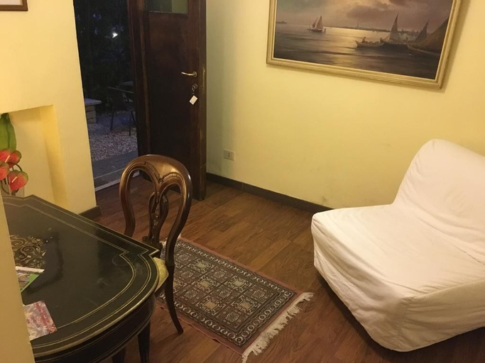 Bedroom 3, Villa Wilson, Rome