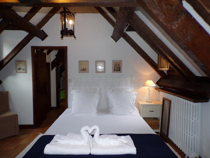 Bedroom 2, Le Moulin de Bénédicty, Lot