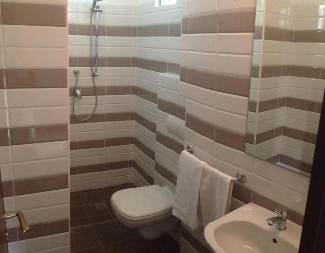 Bathroom 3, Hotel Orlov, Rimini