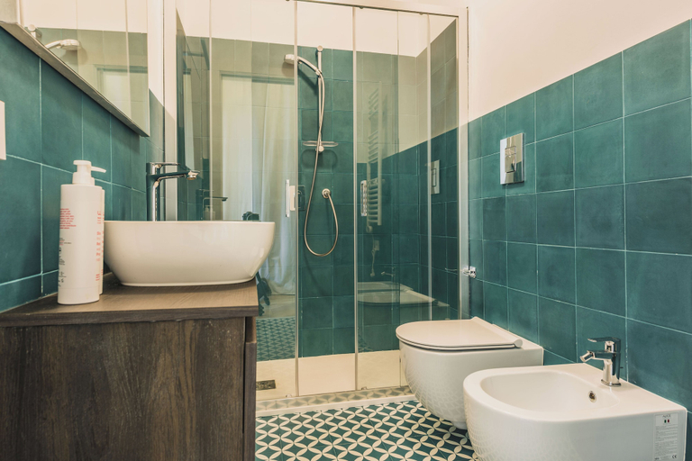 Bathroom 3, Palazzo Bozzanca by Wonderful Italy, Syracuse