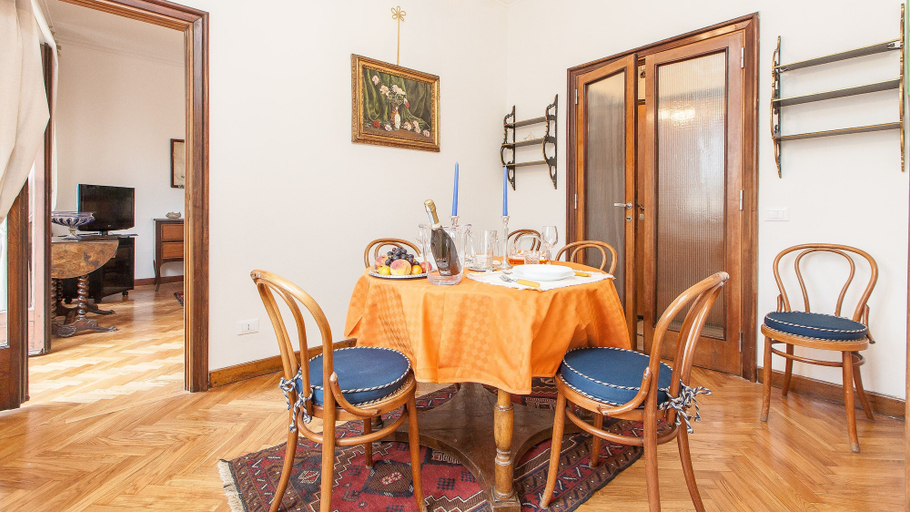 In-room dining 5, Rental in Rome Ancient Rome View, Rome