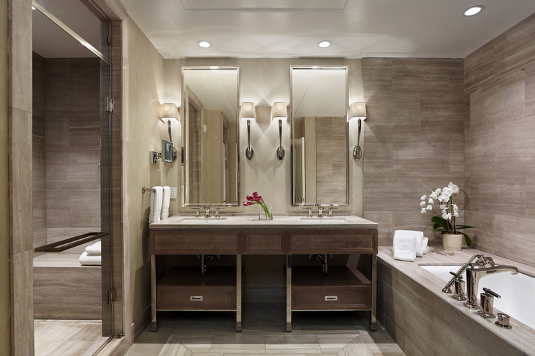 Bathroom 12